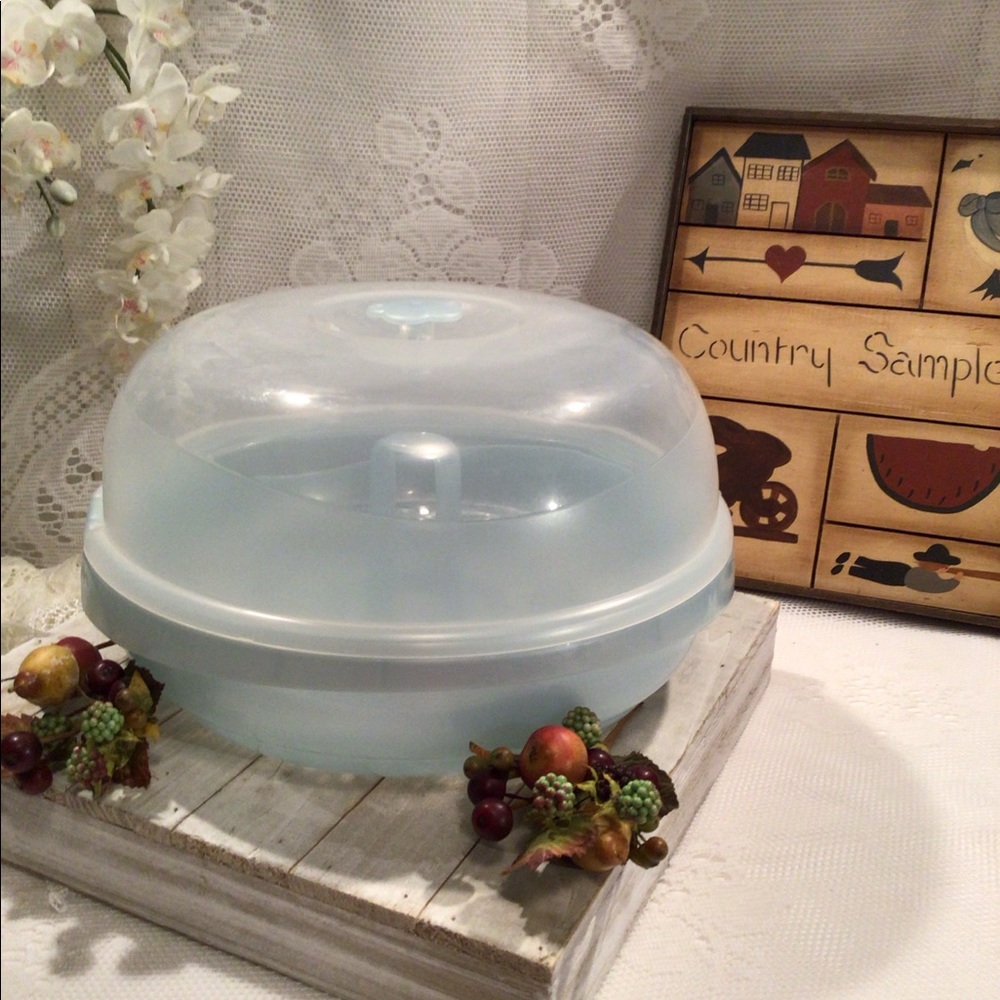 Nuby Natural Touch Microwave Steam Sterilizer For Baby Bottles and Nipples
